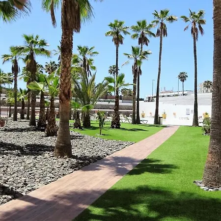 בית נופש Island Friendly *
