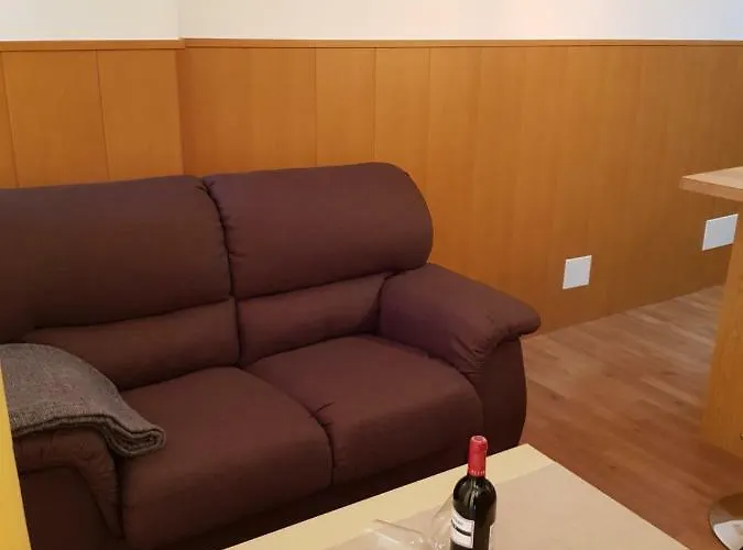 Island Friendly بلايا ديل إنغلز